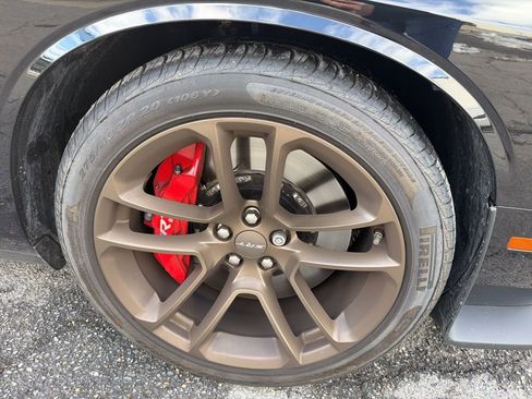 Used 2023 Dodge Challenger SRT Hellcat w/ Driver Convenience Group image 22