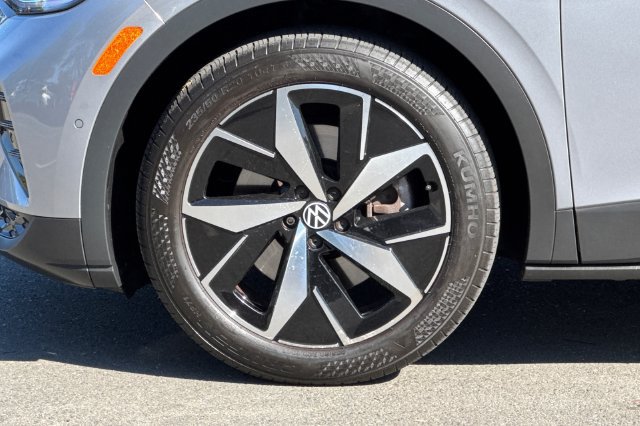 Used 2023 Volkswagen ID.4 Pro S RWD image 32