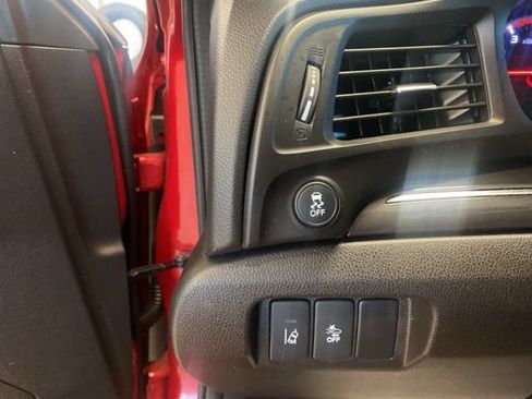 Used 2019 Acura ILX FWD image 11
