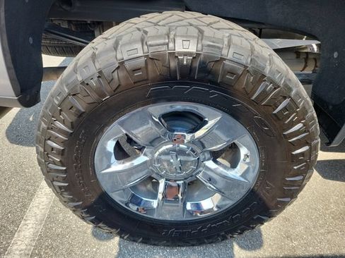 Used 2020 Chevrolet Silverado 1500 RST AWD/4WD image 5