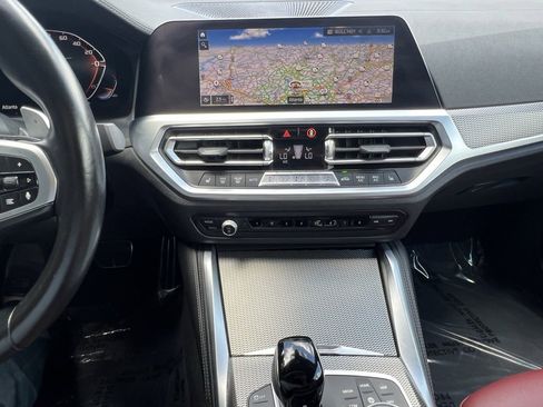 Used 2023 BMW M440i Convertible w/ Premium Package image 38