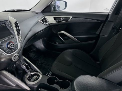 Used 2012 Hyundai Veloster image 27