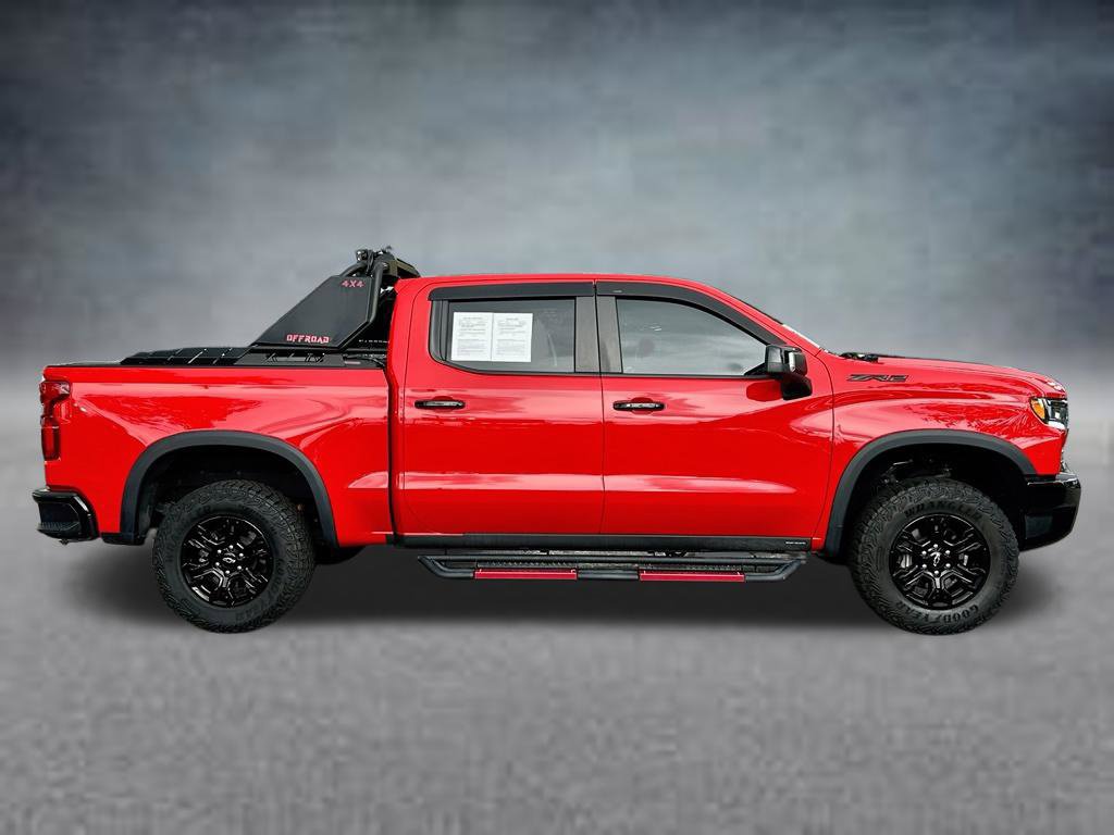 Used 2024 Chevrolet Silverado 1500 ZR2 w/ Technology Package AWD/4WD image 4