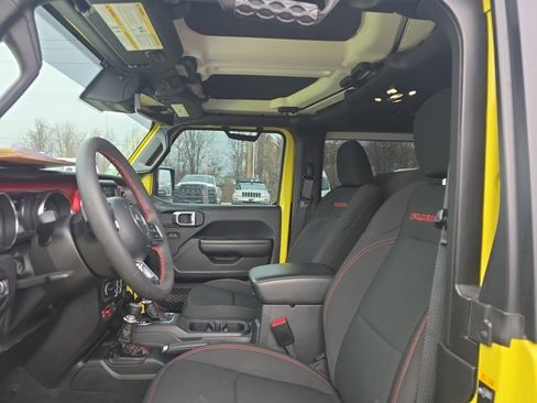 Used 2023 Jeep Wrangler Rubicon w/ LED Lighting Group image 5