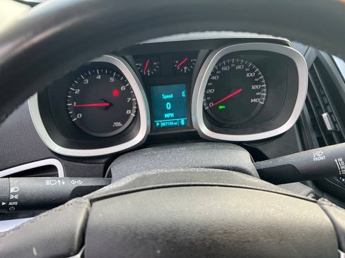 Used 2012 Chevrolet Equinox LT w/ Driver Convenience Package AWD/4WD image 12