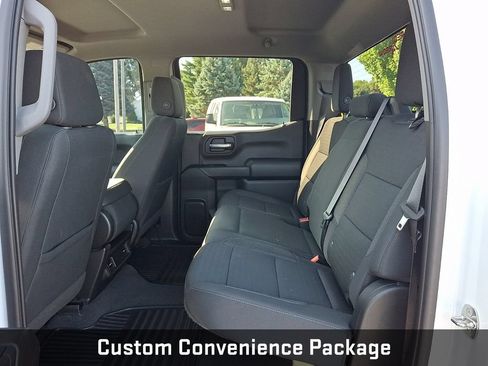 Used 2022 Chevrolet Silverado 1500 Custom Trail Boss w/ LPO, Dark Essentials Package AWD/4WD image 13