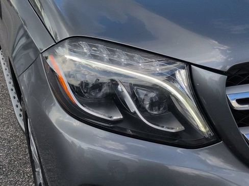Used 2019 Mercedes-Benz GLS 450 4MATIC image 10