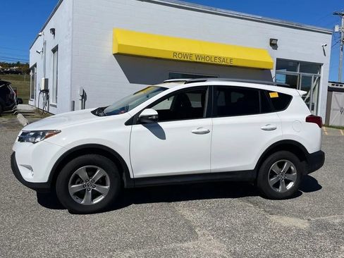 Used 2015 Toyota RAV4 XLE AWD/4WD image 3