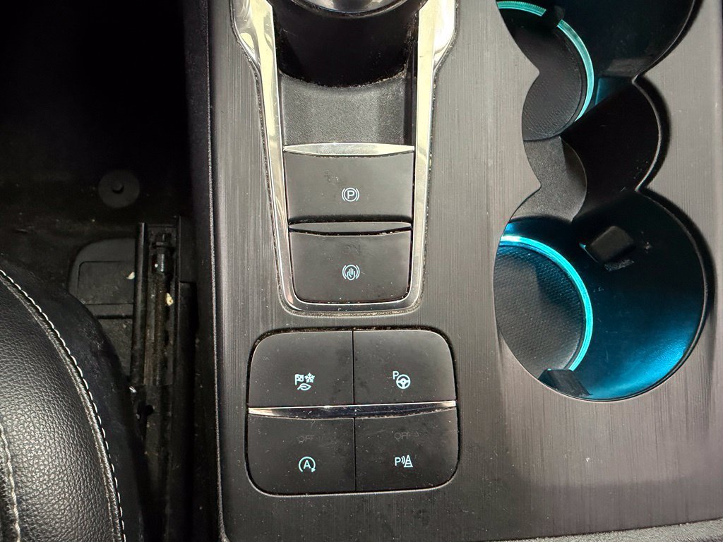 Used 2020 Ford Escape Titanium AWD/4WD image 28