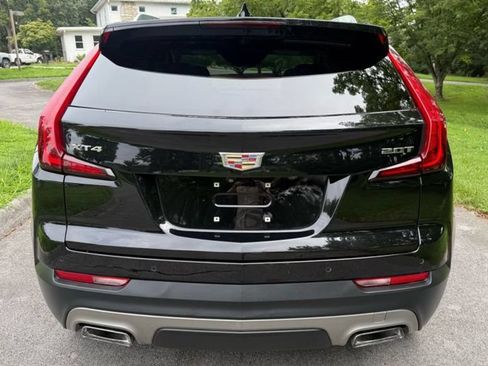 Used 2019 Cadillac XT4 Premium Luxury w/ Cold Weather Package FWD image 8