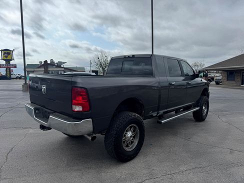Used 2018 RAM 2500 SLT w/ Luxury Group image 6