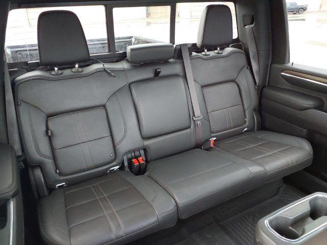 Used 2024 Chevrolet Silverado 3500 High Country w/ High Country Premium Package AWD/4WD image 22