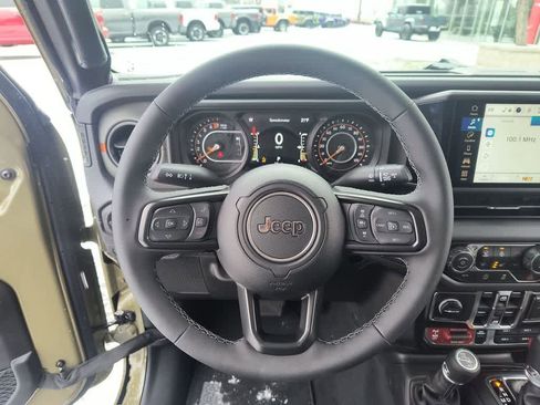 New 2026 Jeep Gladiator Mojave image 14