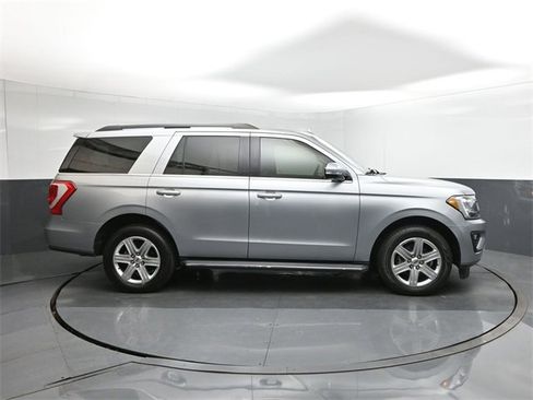 Used 2021 Ford Expedition XLT image 26