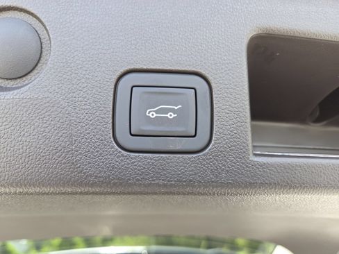 New 2026 GMC Terrain Denali w/ LPO, Floor Liner Package AWD/4WD image 17