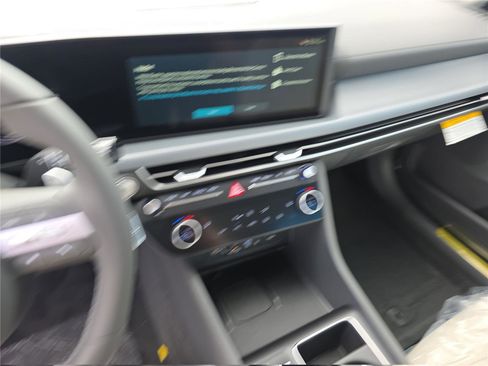 New 2026 Hyundai Sonata SEL FWD image 18