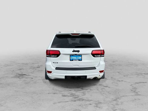 Used 2020 Jeep Grand Cherokee Altitude AWD/4WD image 7