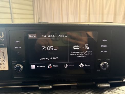 Used 2022 Kia Carnival LX image 20