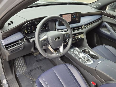 Used 2026 INFINITI QX60 Sport w/ Dark Cargo Package image 3