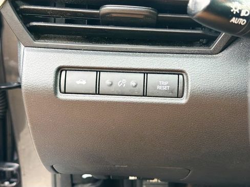Used 2022 Nissan Altima 2.5 SR FWD image 31