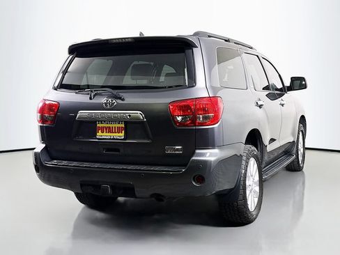 Used 2013 Toyota Sequoia Platinum AWD/4WD image 7