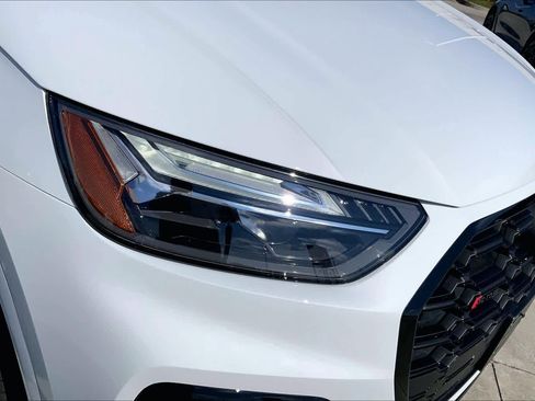 Used 2025 Audi SQ5 Premium Plus image 28