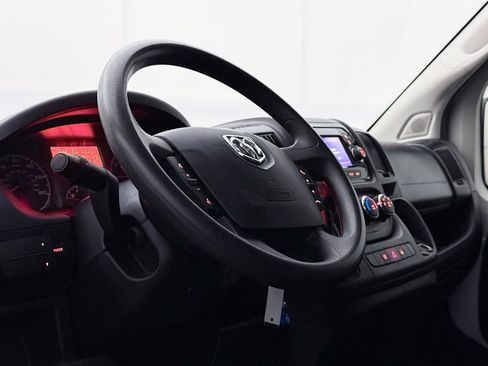 Used 2021 RAM ProMaster 2500 image 19