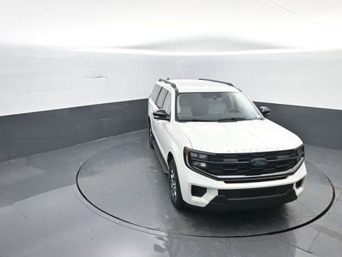 New 2026 Ford Expedition Max Active image 19