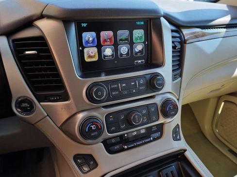 Used 2017 GMC Yukon Denali w/ Open Road Package AWD/4WD image 18