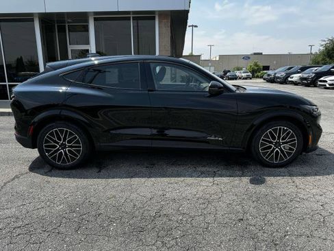 New 2025 Ford Mustang Mach-E Premium image 7