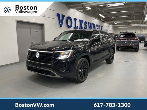 New 2026 Volkswagen Atlas Cross Sport SE image 1