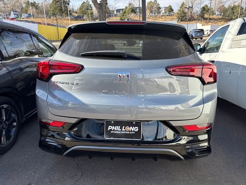 Used 2025 Buick Encore GX Sport Touring image 10