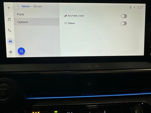 Used 2025 Toyota Prius XLE image 32