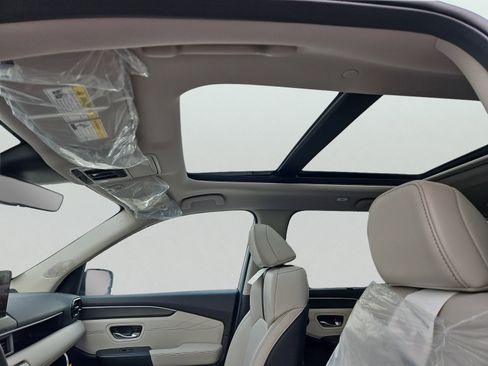 New 2026 Honda Pilot Touring image 10