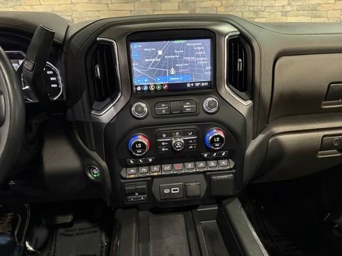 Used 2021 GMC Sierra 1500 Denali w/ Denali Ultimate Package AWD/4WD image 19