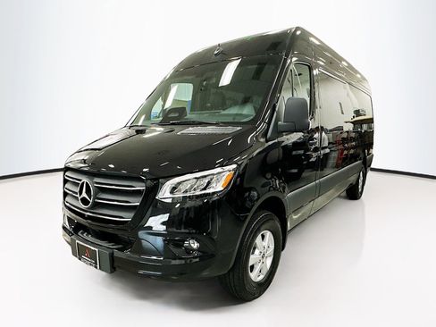 New 2026 Mercedes-Benz Sprinter 2500 image 3