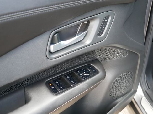 Certified 2023 Nissan Ariya AWD image 19
