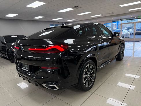 Used 2021 BMW X6 xDrive40i w/ M Sport Package image 3