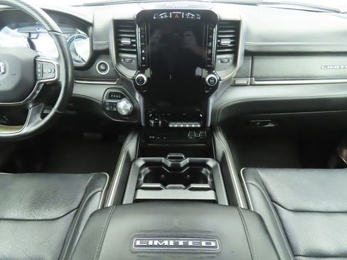 Used 2019 RAM 1500 Limited image 13