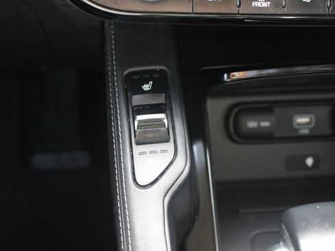 Certified 2022 Kia Telluride EX w/ EX Premium Package image 35