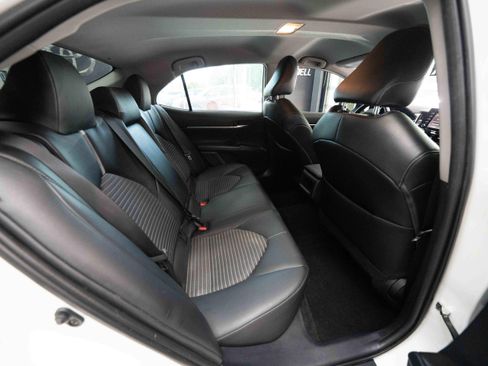 Used 2022 Toyota Camry SE AWD/4WD image 24