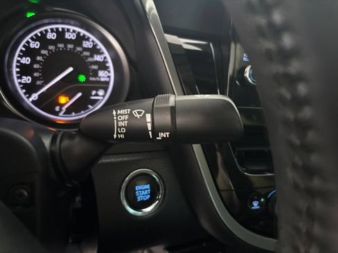 Used 2023 Toyota Camry SE w/ Audio Upgrade Package FWD image 11