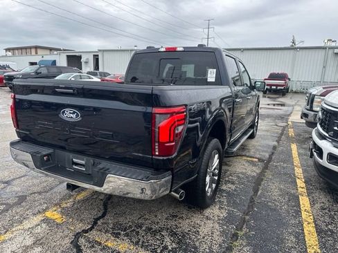 Used 2024 Ford F150 Lariat AWD/4WD image 11
