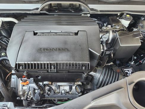 Used 2025 Honda Pilot EX-L image 30