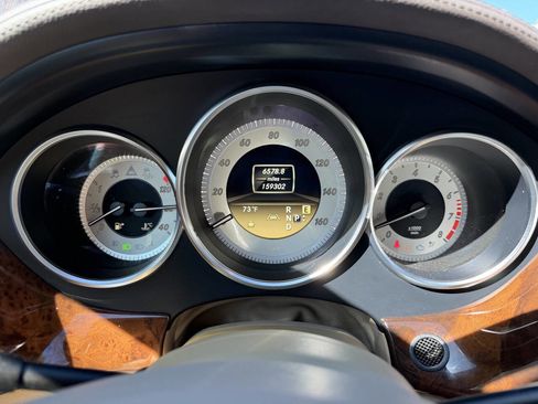 Used 2012 Mercedes-Benz CLS 550 4MATIC image 18