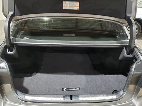 Used 2023 Lexus LS 500 w/ Interior Upgrade Package RWD image 47