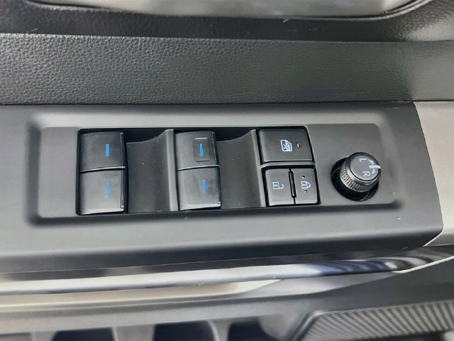 Used 2024 Toyota Tundra SR5 AWD/4WD image 12