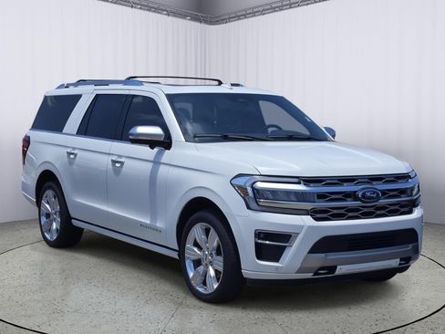 Used 2023 Ford Expedition Max Platinum AWD/4WD image 11