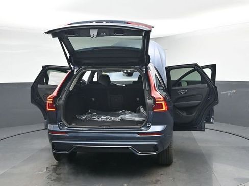 New 2026 Volvo XC60 B5 Core w/ Climate Package image 53