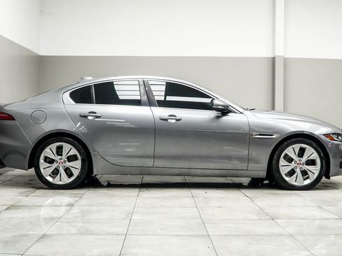 Used 2020 Jaguar XE S image 6